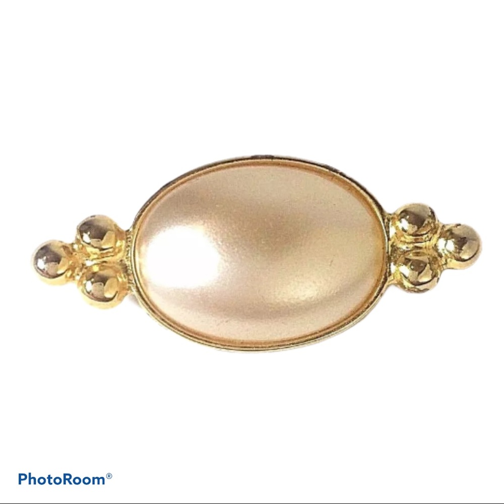 Grandma Core Faux Pearl Bar Pin Bezel Set Oval Gold Tone Vintage Art Deco